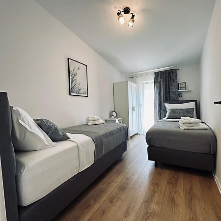 Villa Padre Podstrana Exteriér fotografie