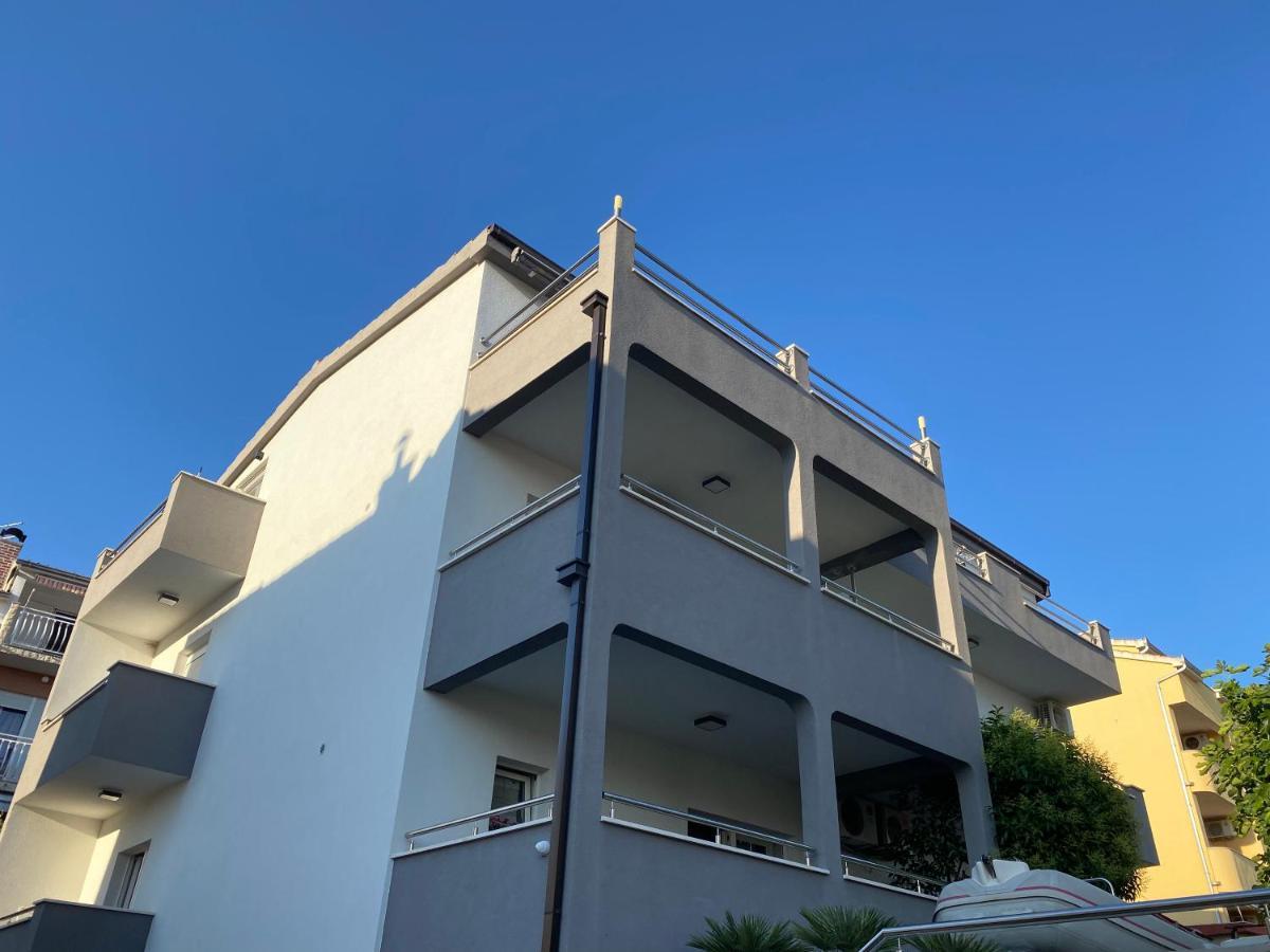 Villa Padre Podstrana Exteriér fotografie
